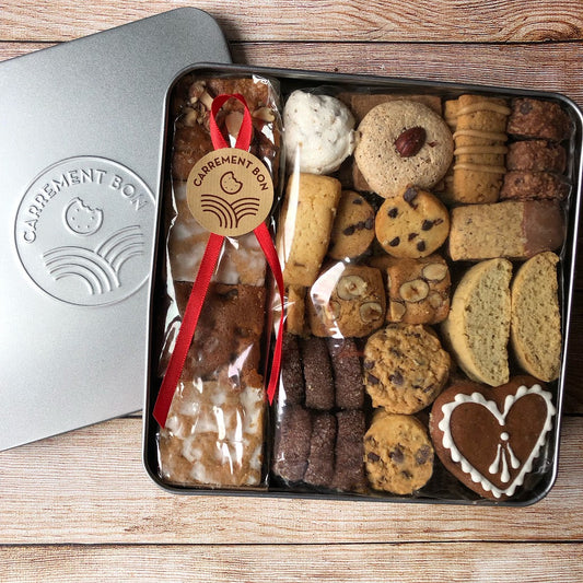 Boite mixte biscuits et leckerlis